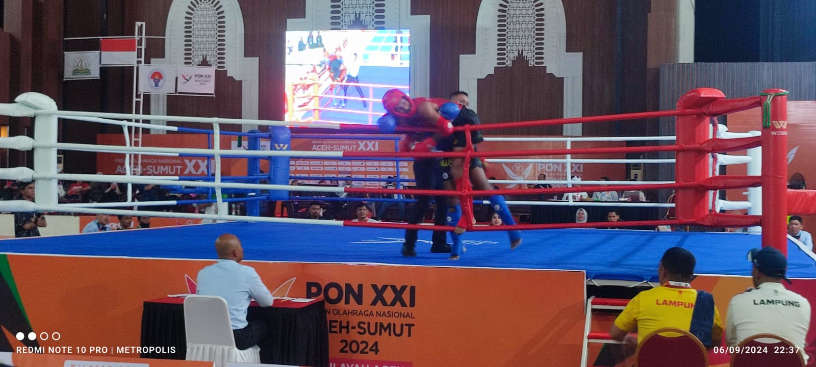 Atlet Muaythai PON Lampung KO, Dilarikan Kerumah Sakit