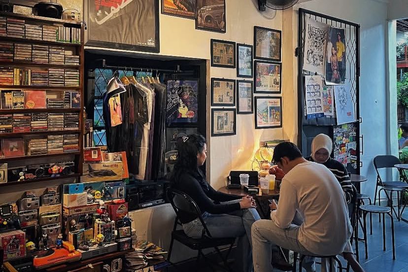 Cafe Skena Abis di Kota Bandar Lampung: Destinasi Anak Muda Mengejar Vibes Autentik dan Kreatif