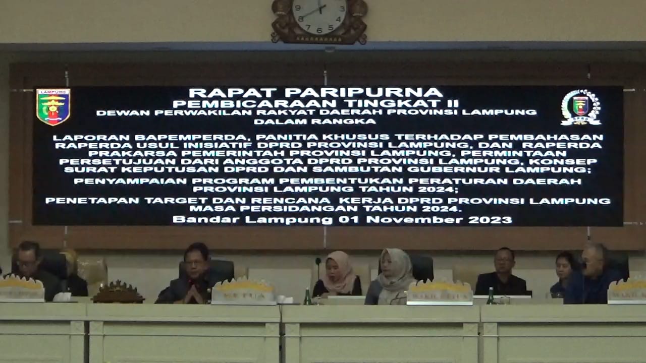 Akhir Masa Jabatan Gubernur dan DPRD Lampung Sahkan 6 Raperda 