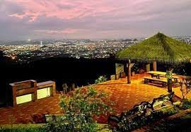 Sesuatu di Aslan : Dari Panorama Pegunungan  Hingga Keindahan Sunset