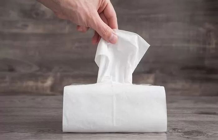 Bahaya Tersembunyi di Balik Kebiasaan Terlalu Sering Pakai Tisu