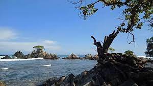 Pantai Cuku Balak, Surga Wisata Laut di Tanggamus Lampung