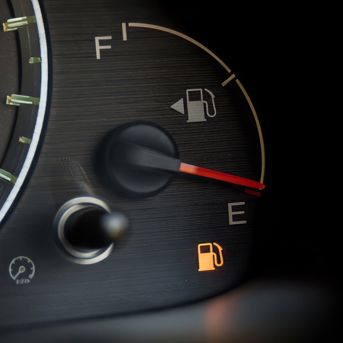 Indikator BBM Sudah “E”? Jangan Panik, Ini Arti Sebenarnya yang Jarang Diketahui