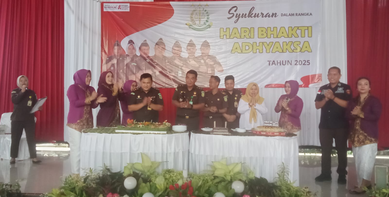 Peringati HBA ke-65, Kejari Lamtim Gelar Tasyakuran Penuh Makna, Potong Tumpeng dengan Khidmat