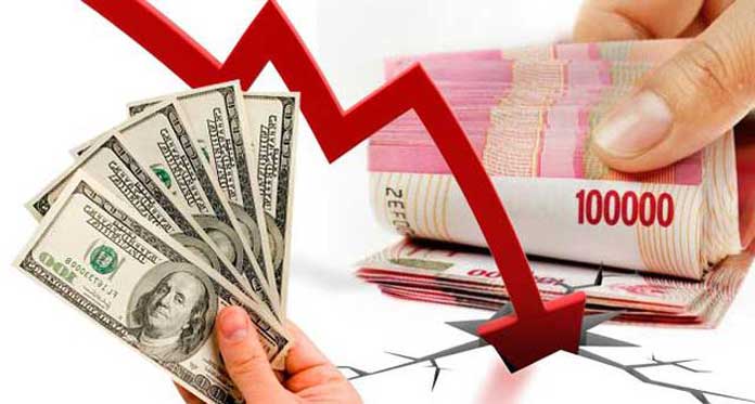 Rupiah Sentuh Rp18.028 per Dolar AS, IHSG Tertekan Lebih dari 3 Persen di Awal Perdagangan Hari Ini