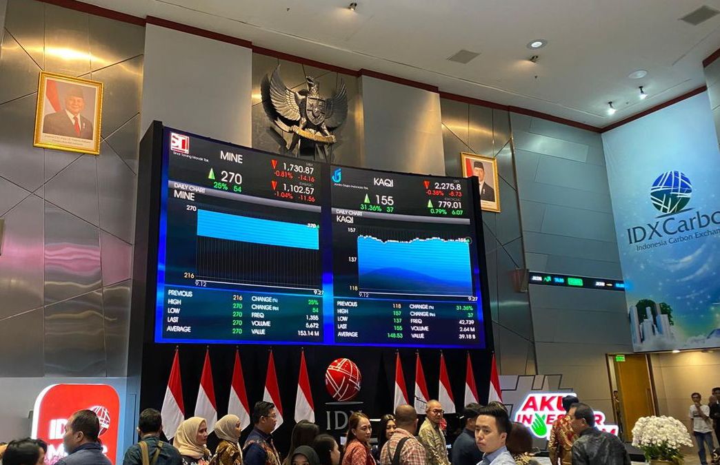 Listing Perdana di BEI, Saham EMAS Laris di Pasar Nego Rp7 Triliun