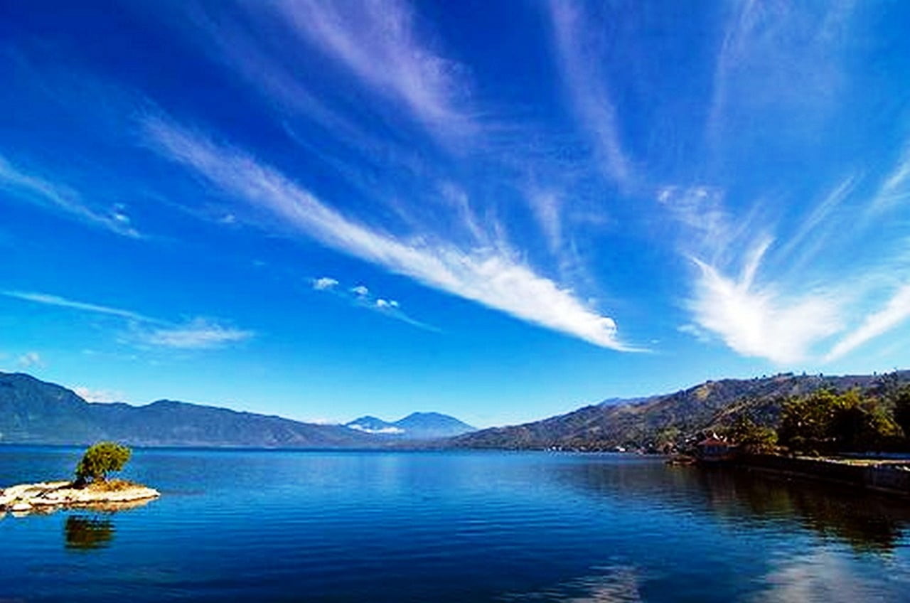 Viral Kenapa Danau Singkarak Tetap Jernih Saat Sungai Lain Keruh? Ini Faktornya