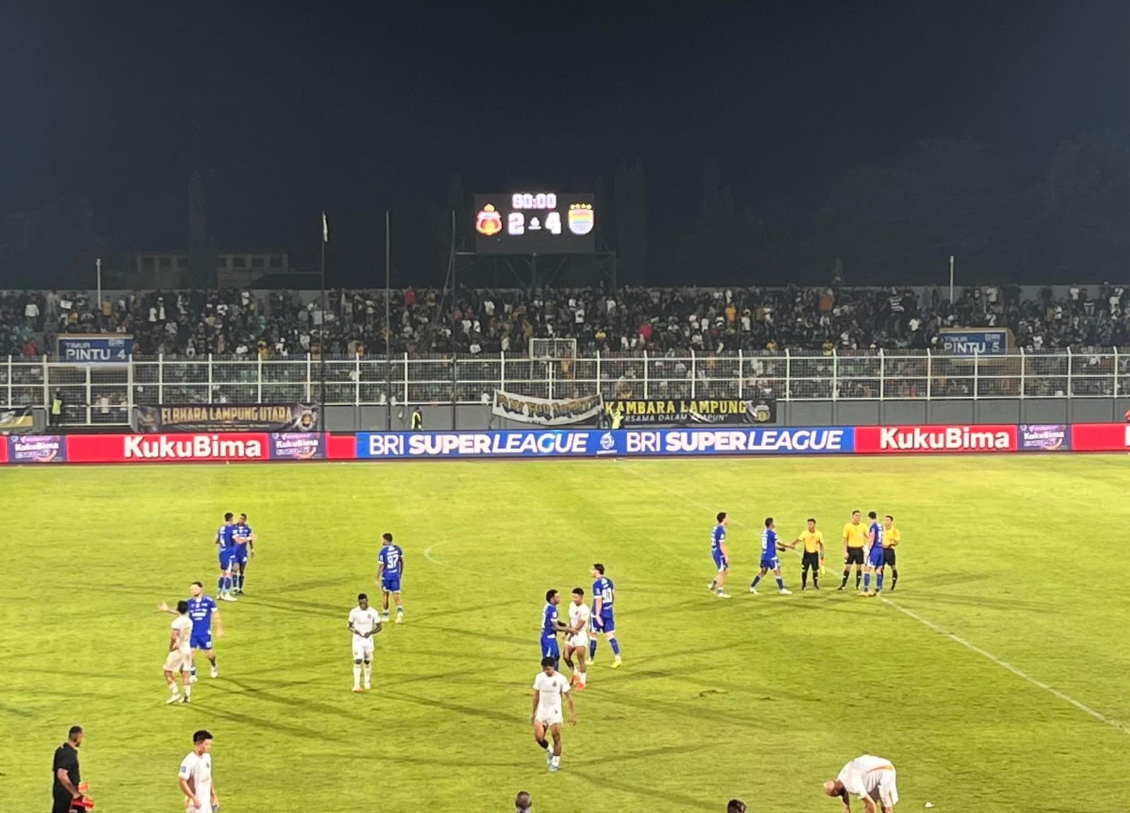 Ketegangan Bhayangkara vs Persib, Doumbia dan Marc Klok Buka Suara soal Insiden di Lapangan