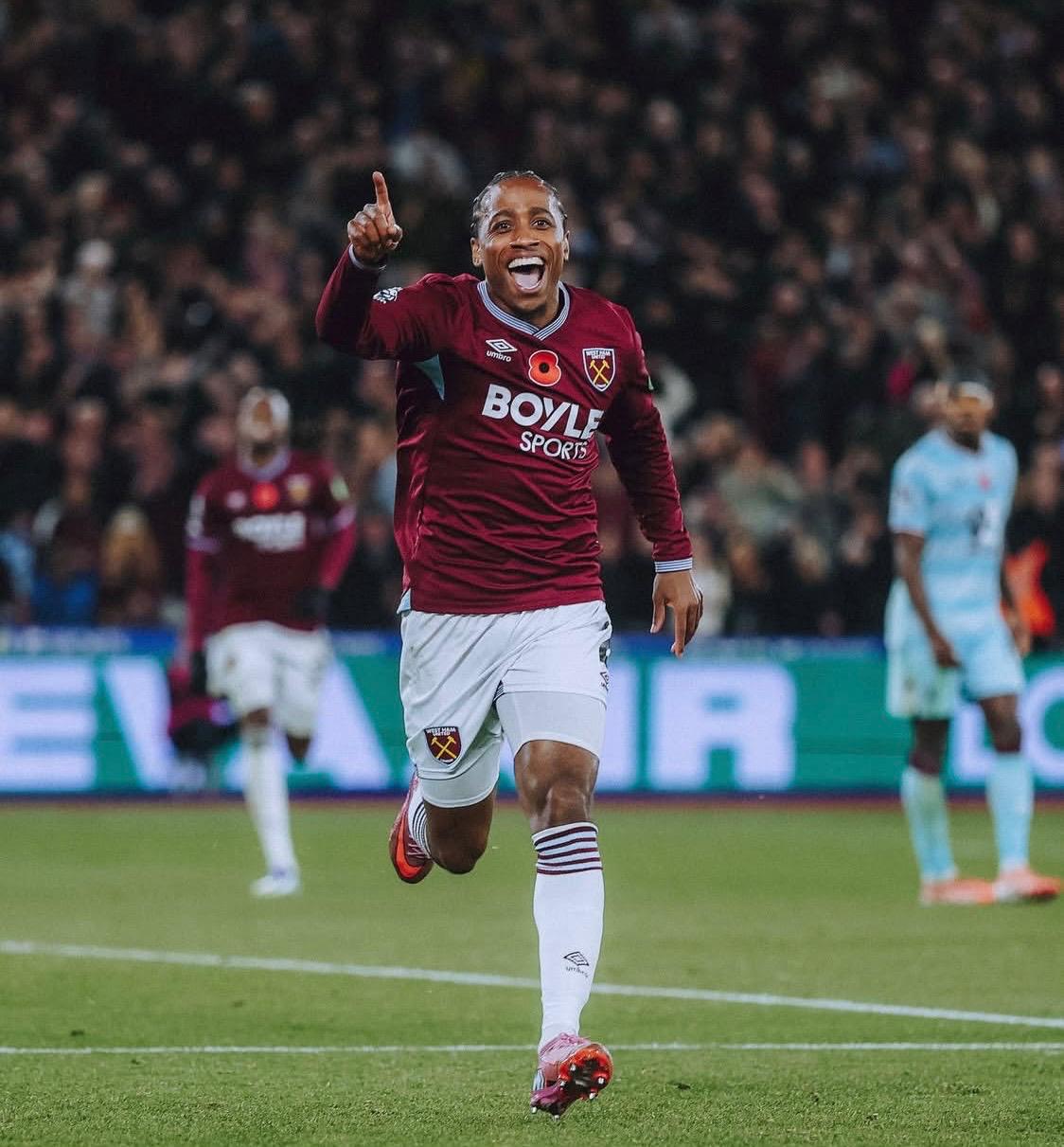 West Ham Bangkit Dramatis! Tumbangkan Burnley 3–2 di London Stadium