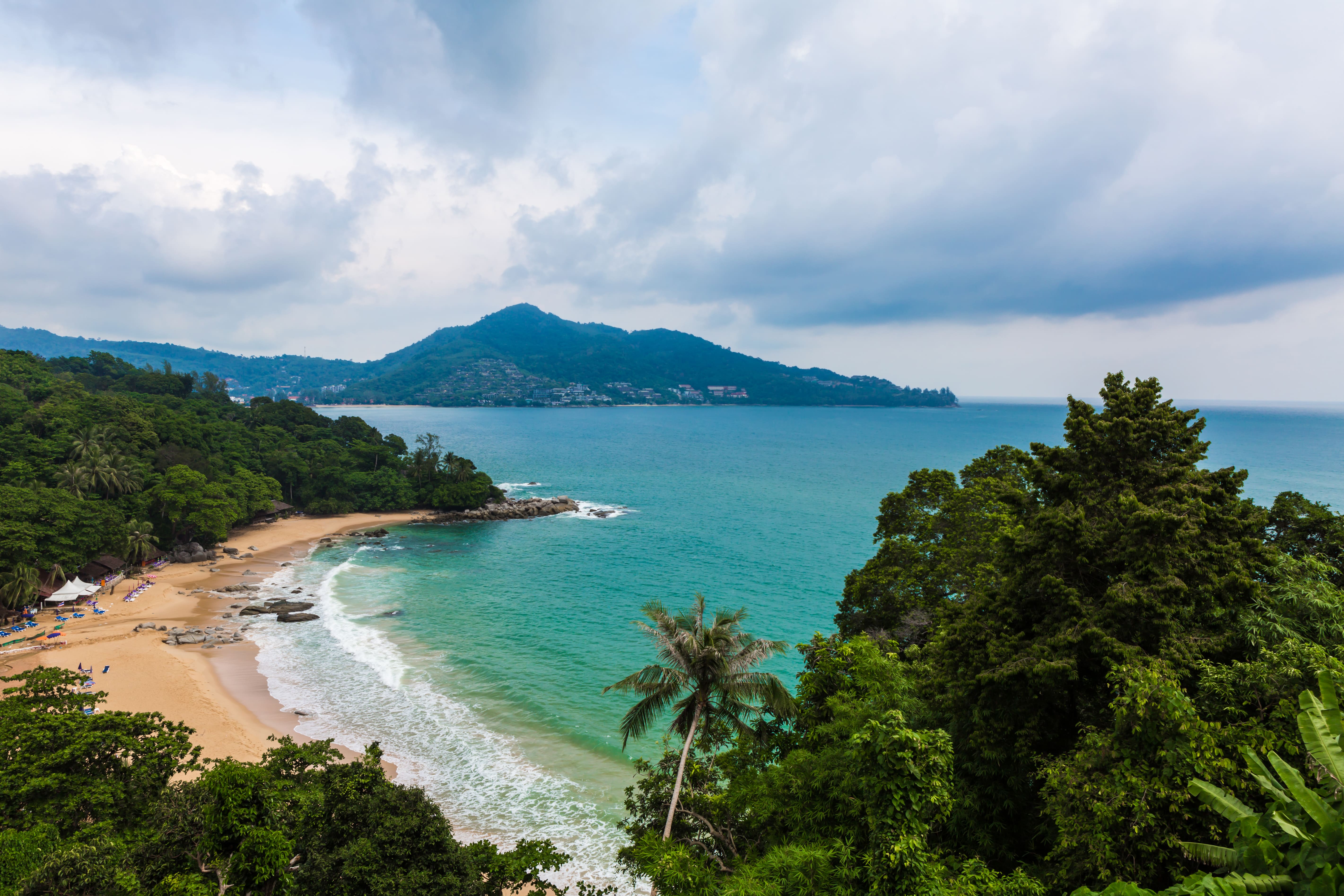 Dari Sabang Sampai Merauke, Ini Deretan Wisata Indonesia yang Lagi Digemari