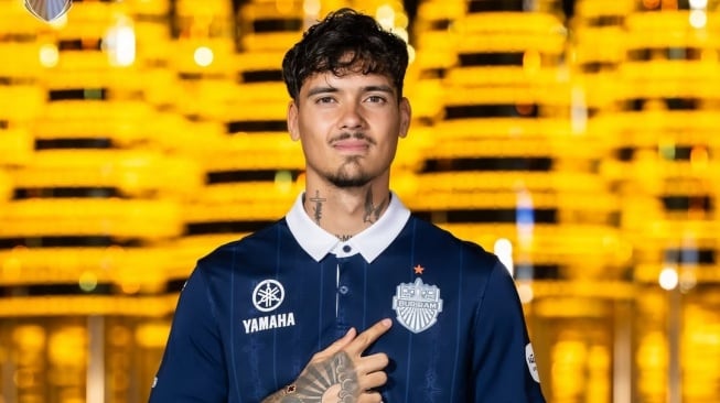 Menikmati Fase Karir Awal Shayne Pattynama, Membawa Harapan Baru Untuk Buriram United!