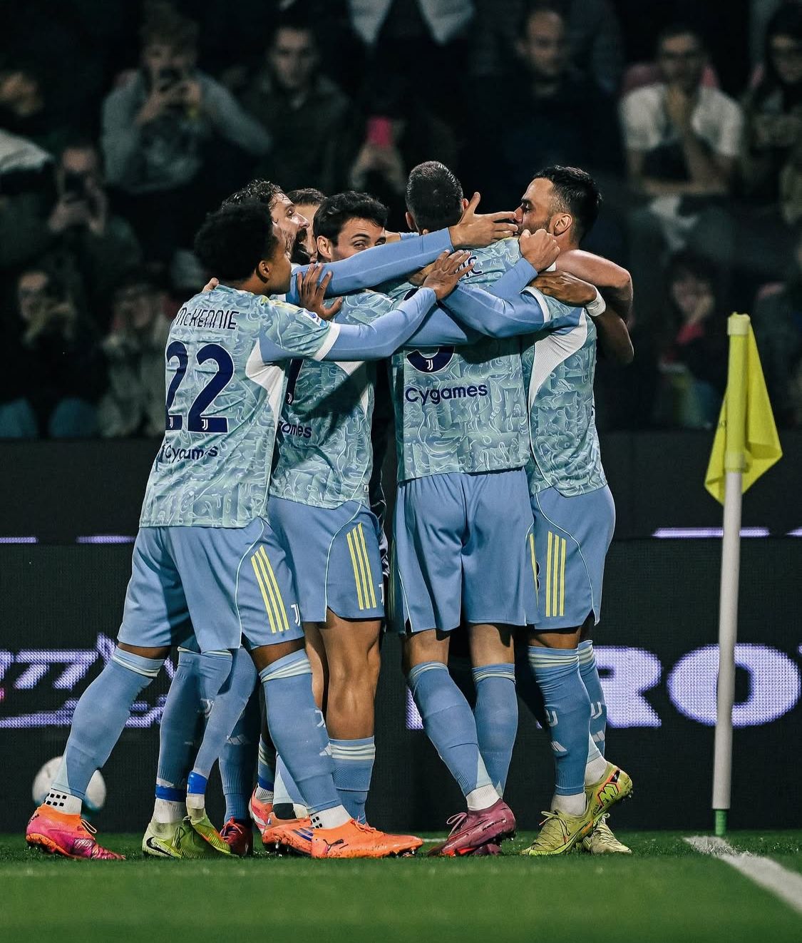 Juventus Bungkam Cremonese 2-1, Kostic dan Cambiaso Antar Bianconeri Raih Tiga Poin Penting di Serie A