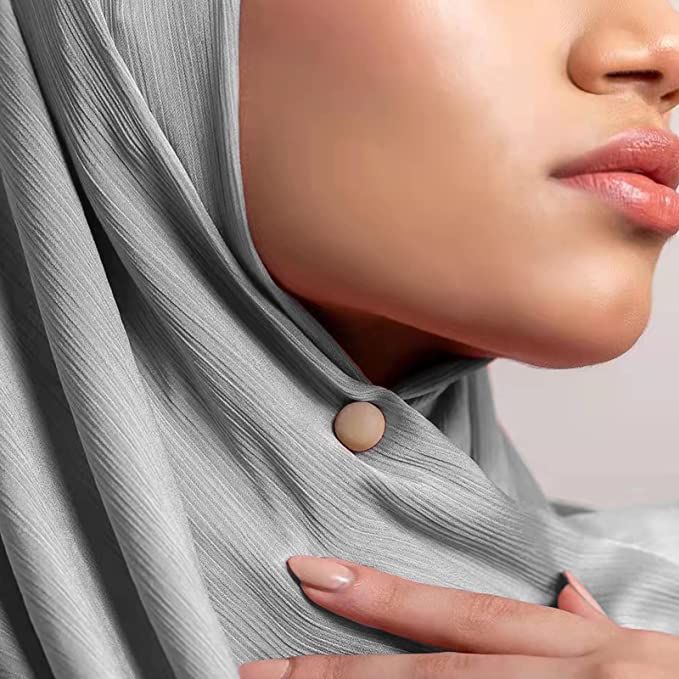 Magnet Hijab Dinilai Lebih Aman dan Praktis Dibanding Jarum Pentul