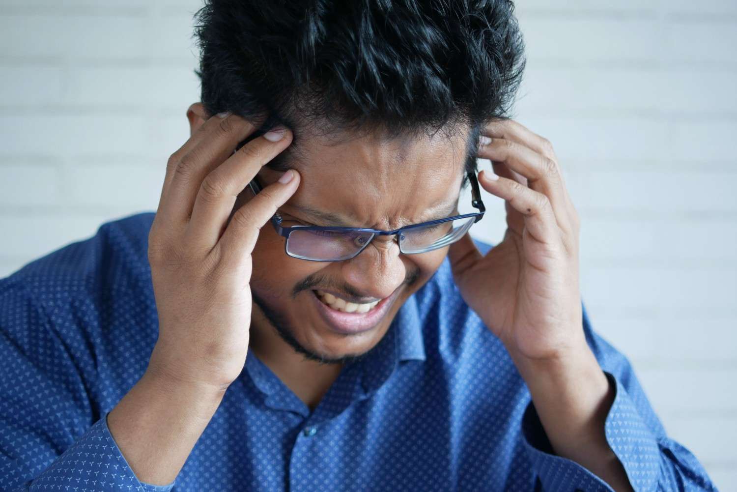 Sering Pusing? Kenali 5 Jenis Sakit Kepala yang Berbeda