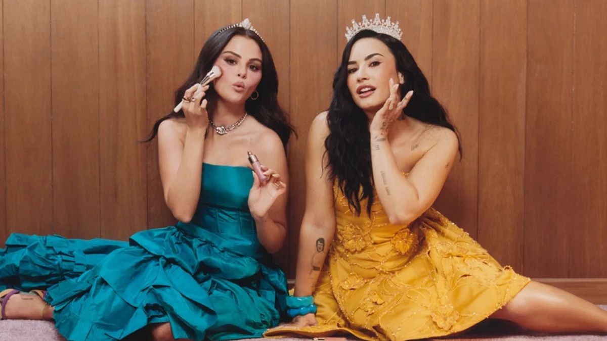 Reuni Selena Gomez dan Demi Lovato Curi Perhatian, Delena Kembali Jadi Sorotan