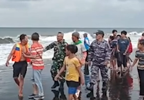 Tangis di Selat Bali: Empat Nyawa Melayang, Harapan Masih Hidup di Tengah Pencarian Penumpang KMP Tunu Pratama