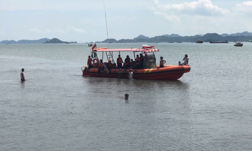 Tim SAR Kerahkan 100 Personel Cari Bocah Tenggelam di Pesisir Bandar Lampung