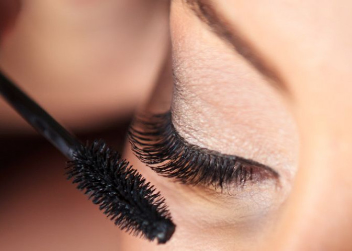 Penggunaan Maskara yang Tepat Penting untuk Mencegah Iritasi pada Mata