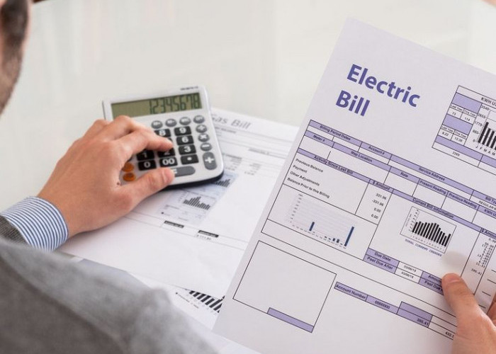 Gaji Cuma “Numpang Lewat”: Saat Harga Barang Lari Lebih Cepat dari Pendapatan