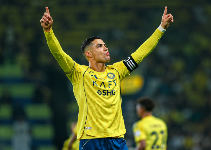 Ronaldo Borong Tiga Gol, Al Nassr Menang 5-3 dan Koleksi Golnya Tembus 985