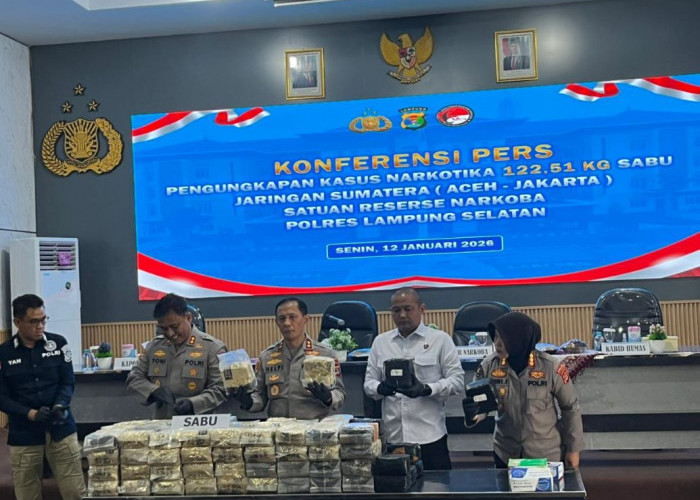 Di Balik Tumpukan Jengkol, Sabu Ratusan Kilogram Terbongkar di Pelabuhan Bakauheni