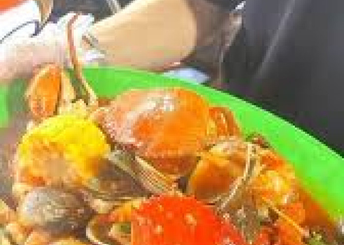 Sekelik! Ini Tempat Makan Seafood Terenak di Bandar Lampung yang Wajib Dikunjungi