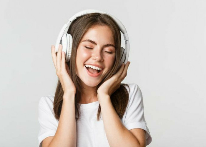 Kebiasaan Mengulang Lagu yang Sama Berkali-kali Saat Sedang Memiliki Perasaan Tertentu