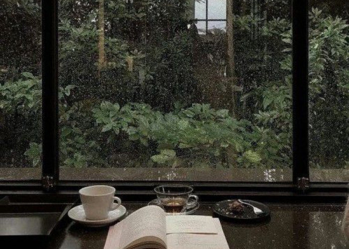 Fenomena Alam yang Jarang Disadari, Ternyata Bau Tanah Bikin Tenang Usai Hujan