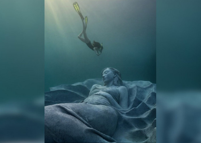 Ocean Gaia, Mahakarya Bawah Laut yang Hadirkan Wajah Kiko Mizuhara di Dasar Samudra