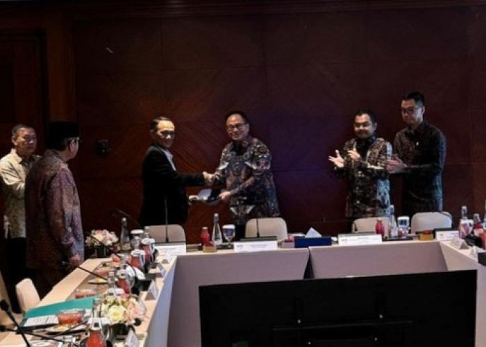 Andi Arief dan Burhanuddin Abdullah Diangkat Jadi Komisaris Independen dan Komisaris Utama PT PLN