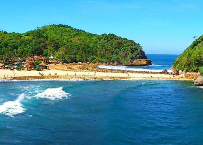 Eksplorasi Alam Indonesia: Dari Pantai hingga Pegunungan yang Lagi Tren