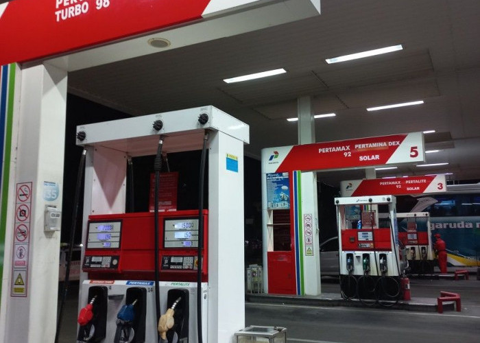 Jangan Asal Campur! Ini Bahaya Mencampur BBM pada Mobil