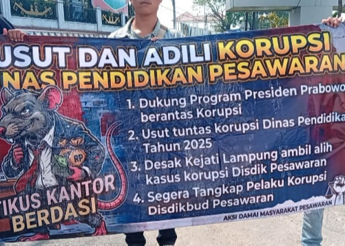 Elemen Unjuk Rasa Minta Kejati Lampung Periksa Kadisdikbud Pesawaran atas Kasus Dugaan Korupsi