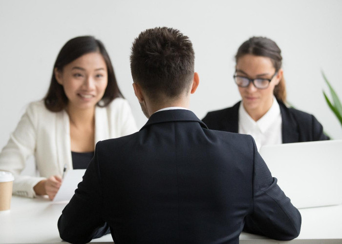 Fresh Graduate Sulit Dapat Kerja? Ini Kesalahan yang Sering Dilakukan Pelamar