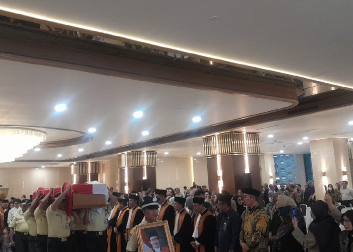 Pesan Ketua MA Saat Penghormatan Terakhir untuk Hakim Agung Haswandi