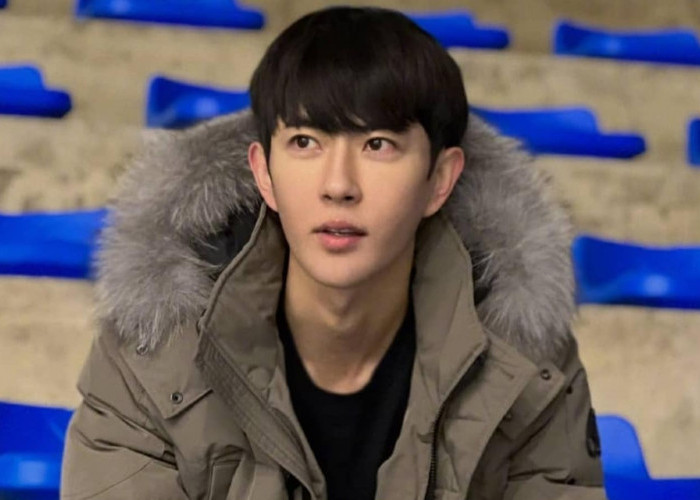 Bintang Drama Tiongkok Yu Menglong Meninggal Usai Terjatuh dari Gedung