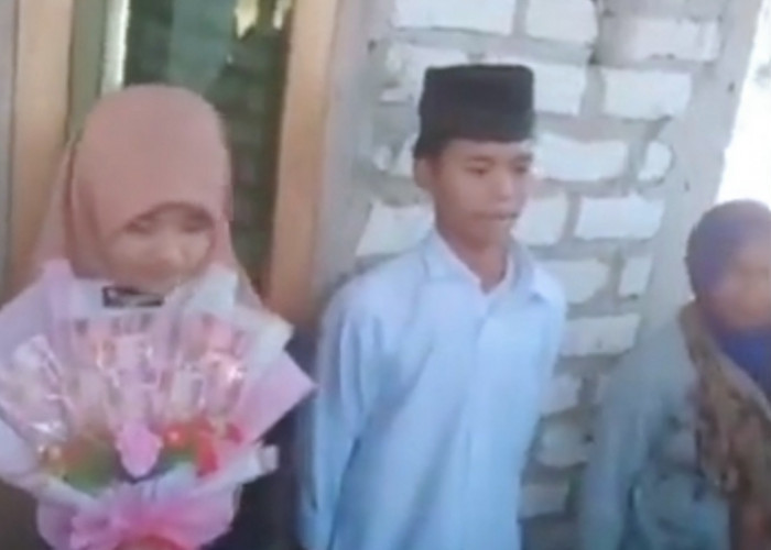 Netizen Greget, Lihat Pasangan Bocah 10 Tahun Menikah: Jajan Masih Minta Ortu!