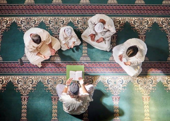 I'tikaf Jadi Cara Menjemput Lailatul Qadar di 10 Hari Terakhir Ramadan