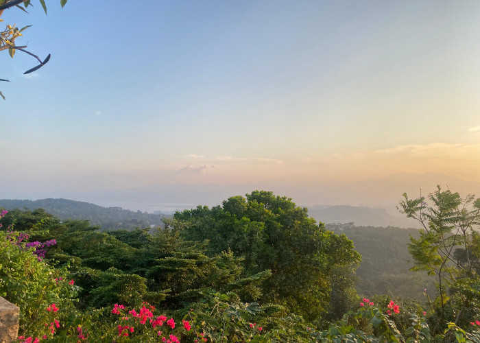 Liburan Tanpa Ribet di Ketinggian: Bukit Aslan, Destinasi  Andalan Lampung
