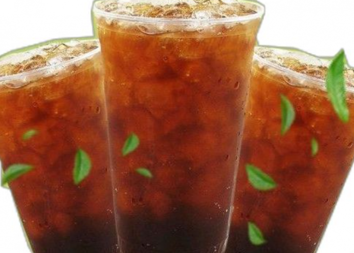 Berhenti Normalisasi Minum Es Teh Setelah Makan: Kenali Risiko dan Dampaknya Terhadap Kesehatan