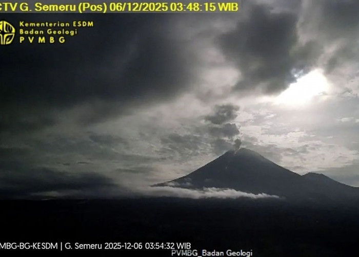 Lava Semeru Capai Jarak 1 Km, Warga Diminta Jauhi Zona Berbahaya