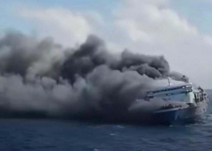 Evakuasi Kapal Feri Terbakar di Perairan Madura Rampung, Lima Korban Meninggal Dunia