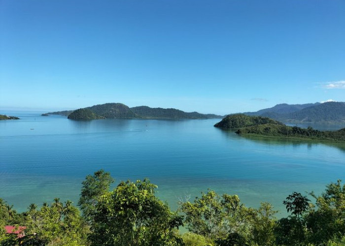 Menjelajah Mandeh: 'Raja Ampat' Sumatera Barat yang Menghipnotis Dunia
