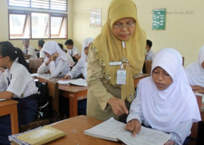 Pahlawan Tanpa Tanda Jasa: Merayakan Dedikasi Guru di Hari Guru Nasional