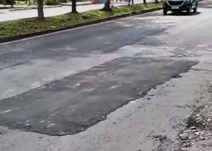 Jalan Sultan Agung Bandar Lampung Mulai Diaspal, Keluhan Jalan Berlubang Akhirnya Ditindaklanjuti