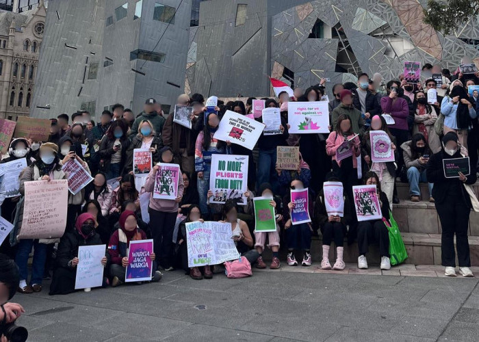 Diaspora Indonesia di New York dan Melbourne Gelar Aksi Solidaritas untuk Dukung Demonstrasi di Tanah Air