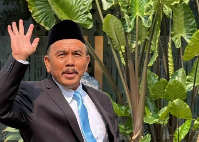  Prabowo Resmi Lantik Syahganda Nainggolan sebagai Kepala Bakom