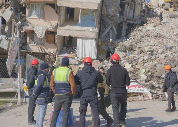 PMI Siapkan Operasi Kemanusiaan Besar untuk Bantu Korban Gempa NTT