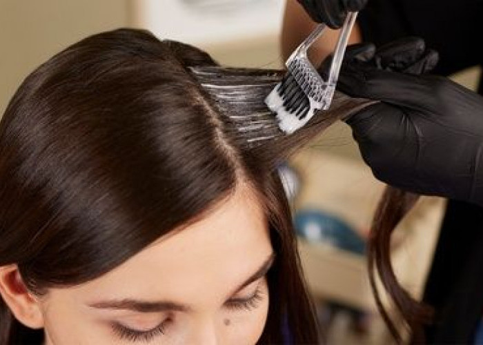 Sering Cat Rambut Bisa Berdampak pada Kondisi Rambut dan Kulit Kepala