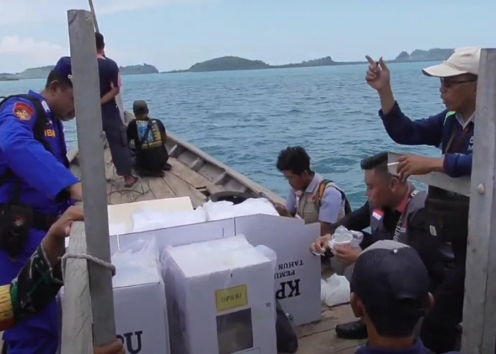 Pendistribusian Logistik Pemilu ke Pulau Rimau Balak Terkendala Cuaca Ekstrem